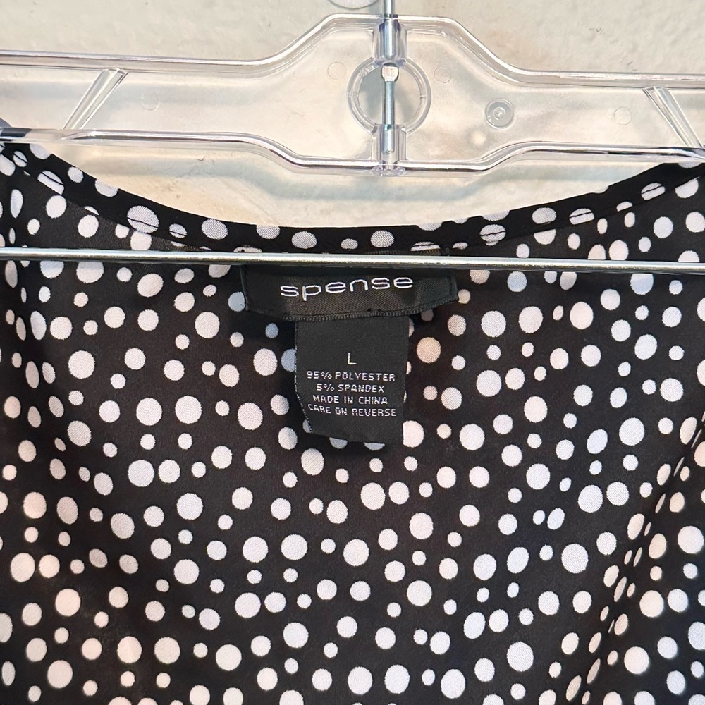 Spense Polka Dot Ruffled Top Size Large - Picture 3 of 8